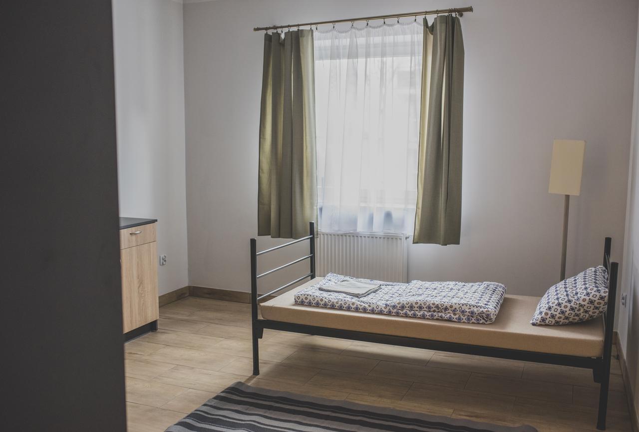 Hostel Leskowiec Andrychów Εξωτερικό φωτογραφία
